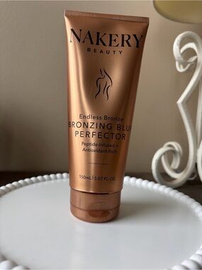 Nakery Endless Bronze Bronzing Blur Perfector